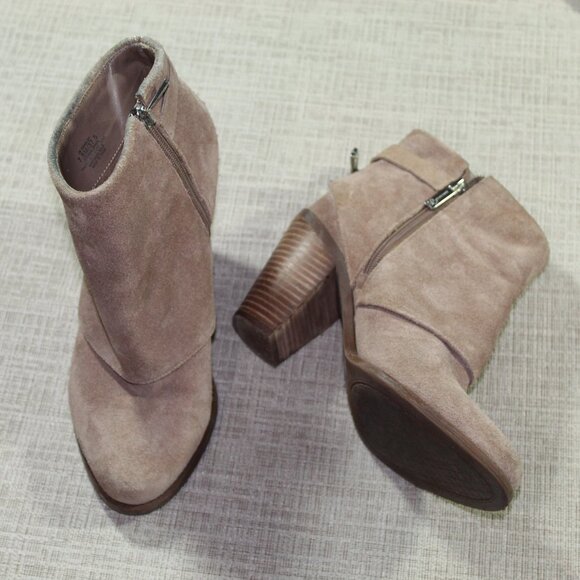 Jessica Simpson Size 7.5 Cassley Tan Suede Ankle Boots - Picture 1 of 6